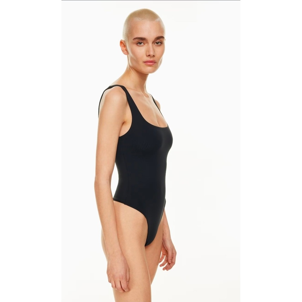 Aritzia Babaton Contour Squareneck Bodysuit Black Large 69983 Sleeveless Thong